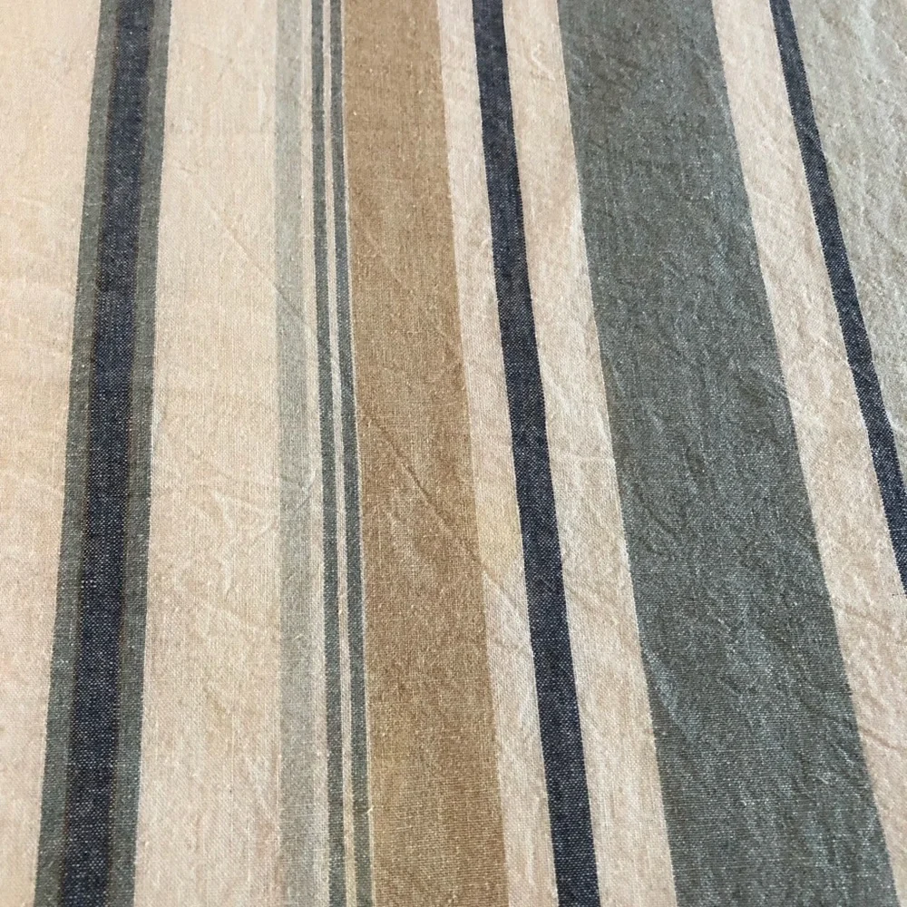 Like-New Pottery Barn Darian Stripe Duvet Cover & Sham Blue Multi - 2 Pieces